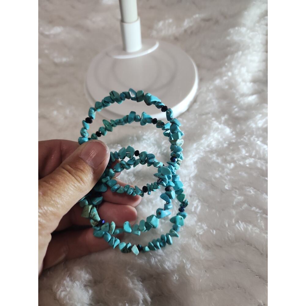 Handmade Boho Turquoise-Style Chip Memory Wire Wrap Bracelet – Multi-Row Stack - Picture 5 of 9